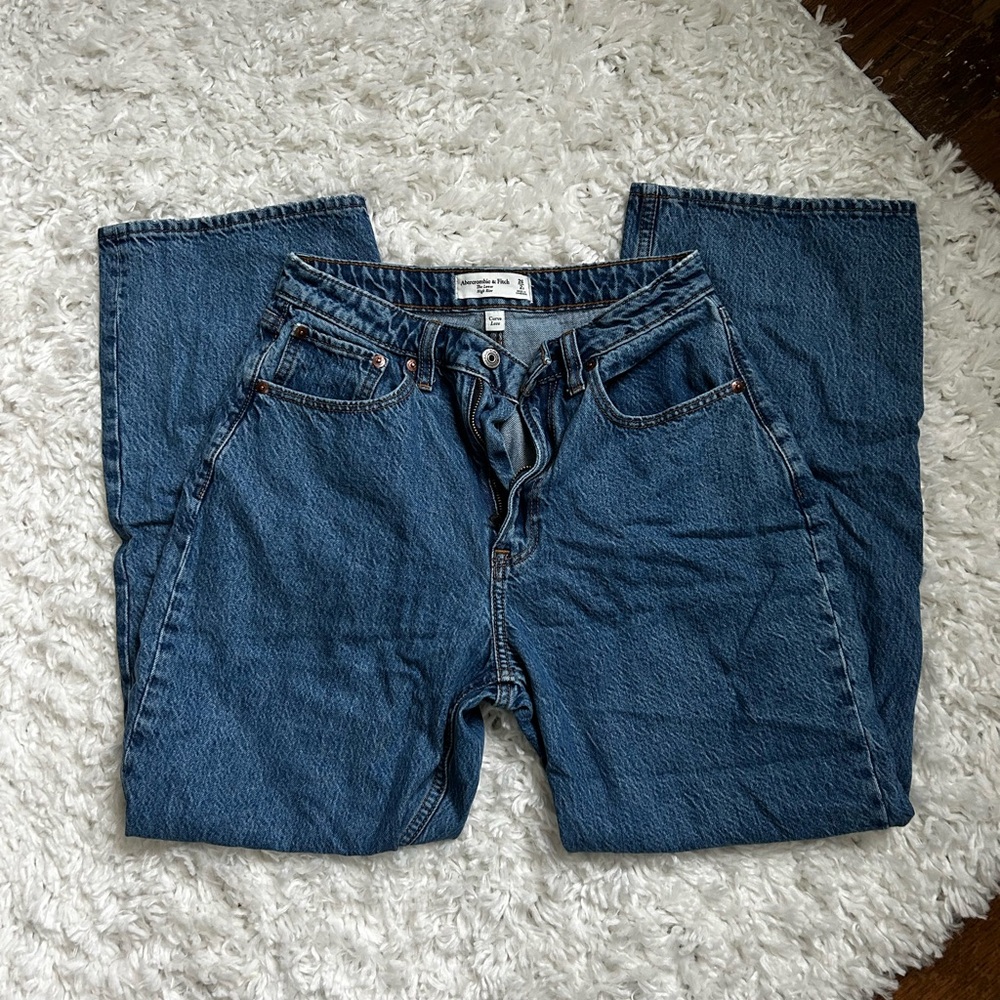 Abercrombie & Fitch Curve Love High Rise Loose Jeans